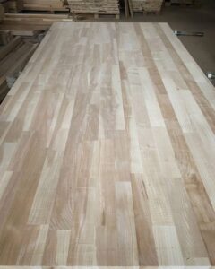 меблевий щит із ясеня