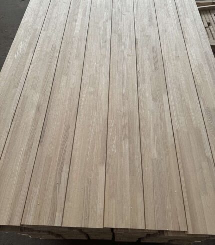 Стінова панель із ясеня