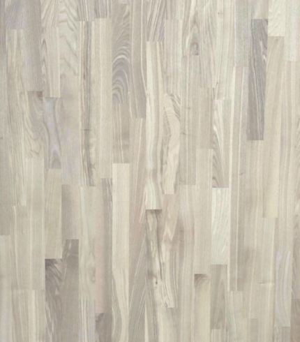 На фото зображено Ясеневий меблевий щит